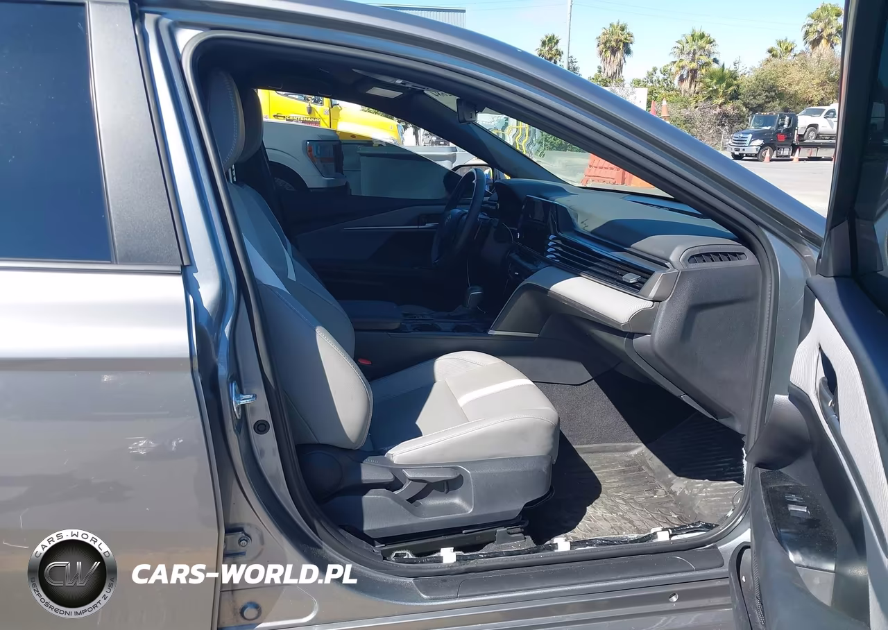 2025 Toyota Camry Se VIN:4T1DAACK1SU646639 - 5
