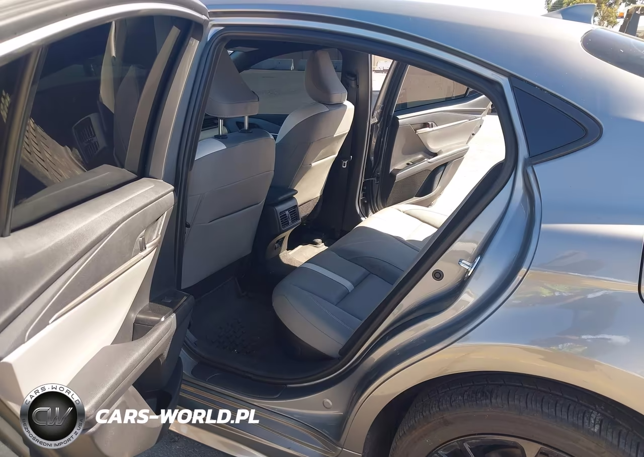 2025 Toyota Camry Se VIN:4T1DAACK1SU646639 - 8