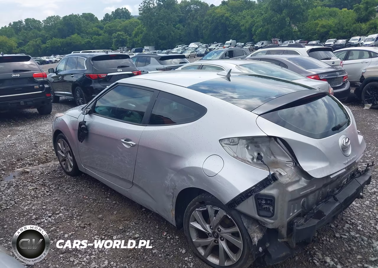 2016 Hyundai Veloster VIN:KMHTC6AD6GU269918 - 14
