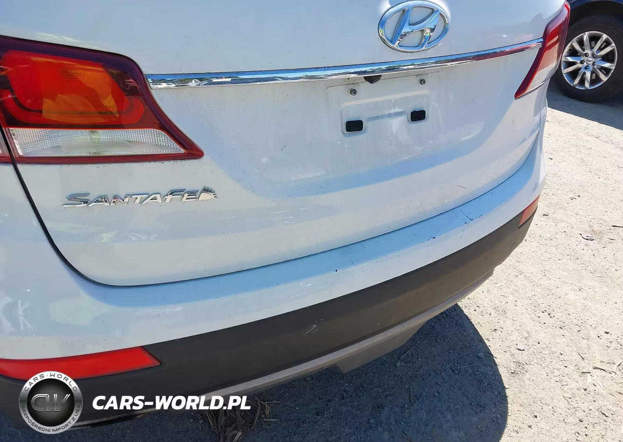 2017 Hyundai Santa Fe Se VIN:KM8SMDHF5HU218643 - 6