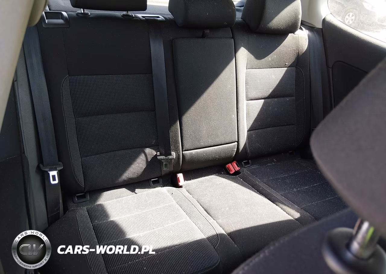 2012 Volkswagen Golf 2.5L 2-Door VIN:WVWBB7AJ9CW276715 - 8