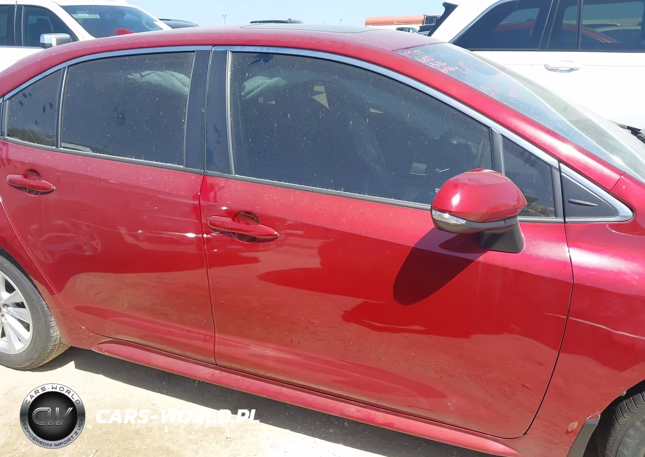 2025 Toyota Corolla Hybrid Xle VIN:JTDBCMFE0S3070576 - 12