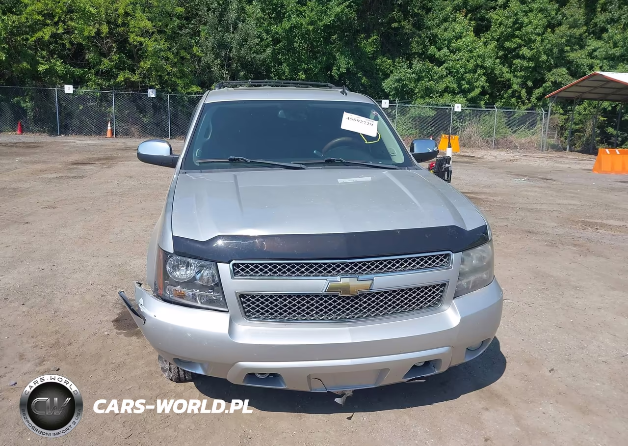 2011 Chevrolet Suburban Ltz VIN:1GNSKKE32BR377730 - 12
