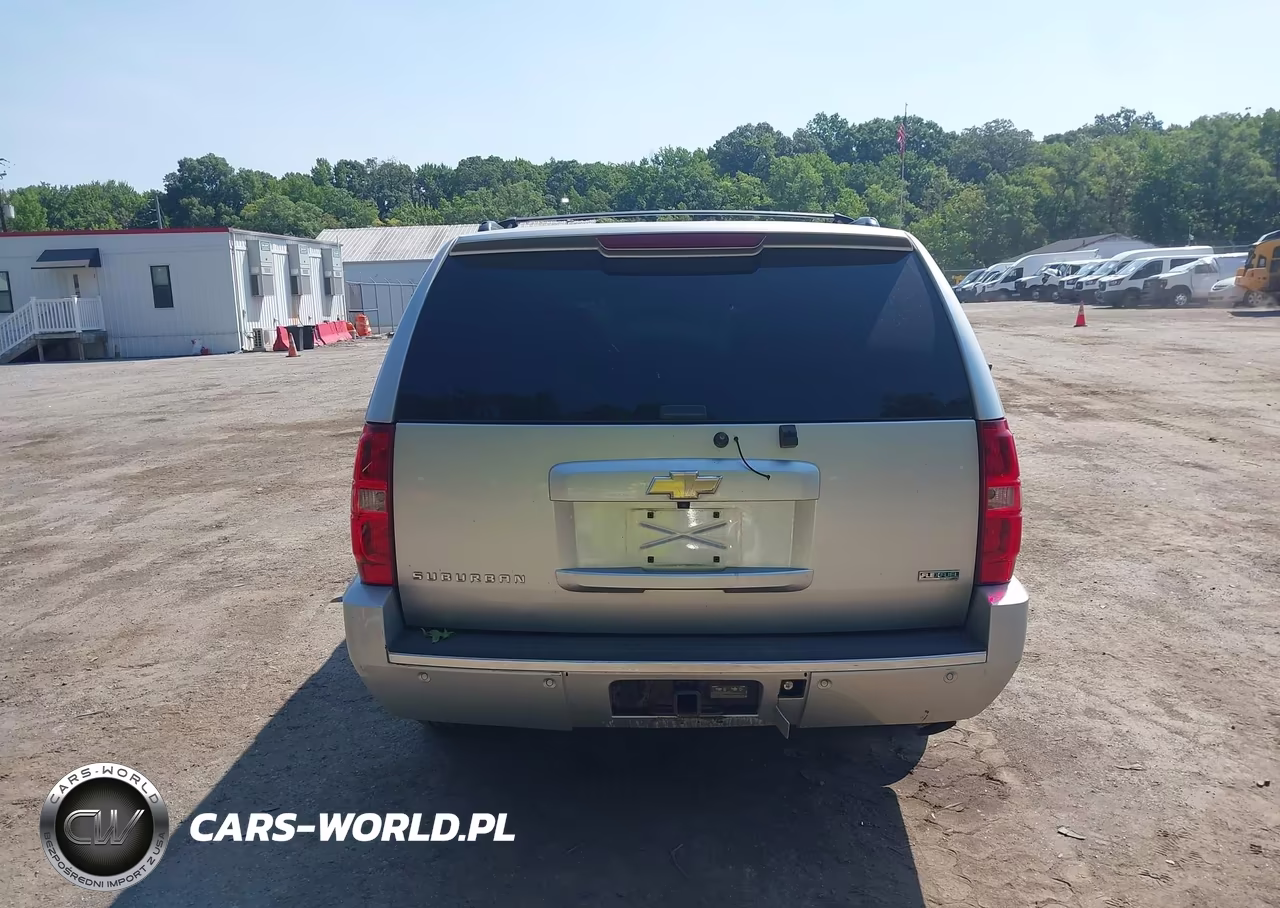 2011 Chevrolet Suburban Ltz VIN:1GNSKKE32BR377730 - 16