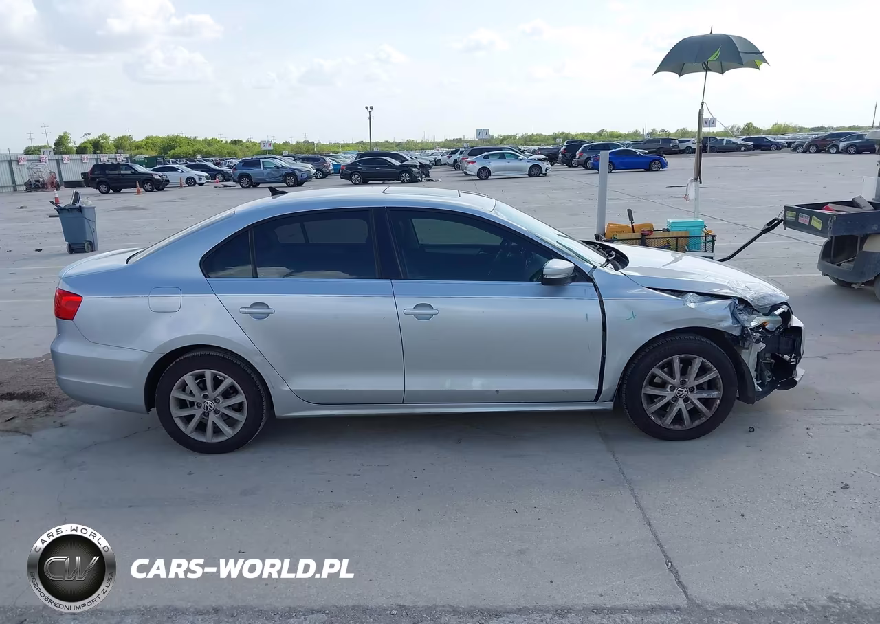 2013 Volkswagen Jetta 2.5L Se VIN:3VWDX7AJ4DM352656 - 13