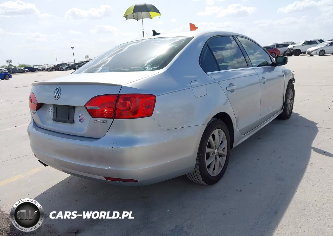 2013 Volkswagen Jetta 2.5L Se VIN:3VWDX7AJ4DM352656 - 4