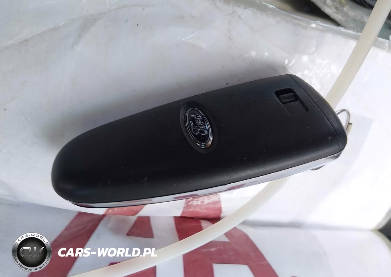 2018 Ford Focus Titanium VIN:1FADP3N20JL314813 - 11