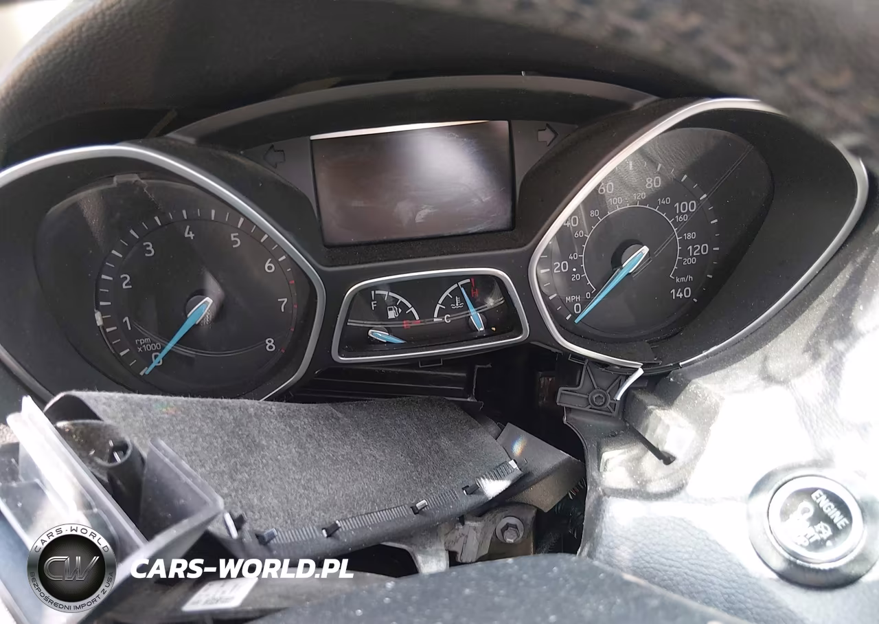 2018 Ford Focus Titanium VIN:1FADP3N20JL314813 - 7