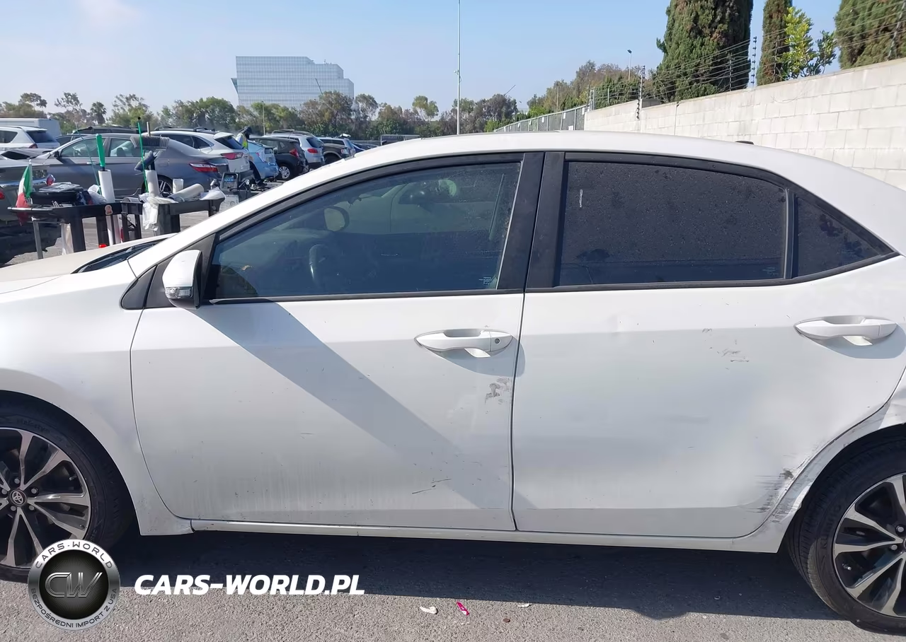 2017 Toyota Corolla Se VIN:5YFBURHE7HP608472 - 14