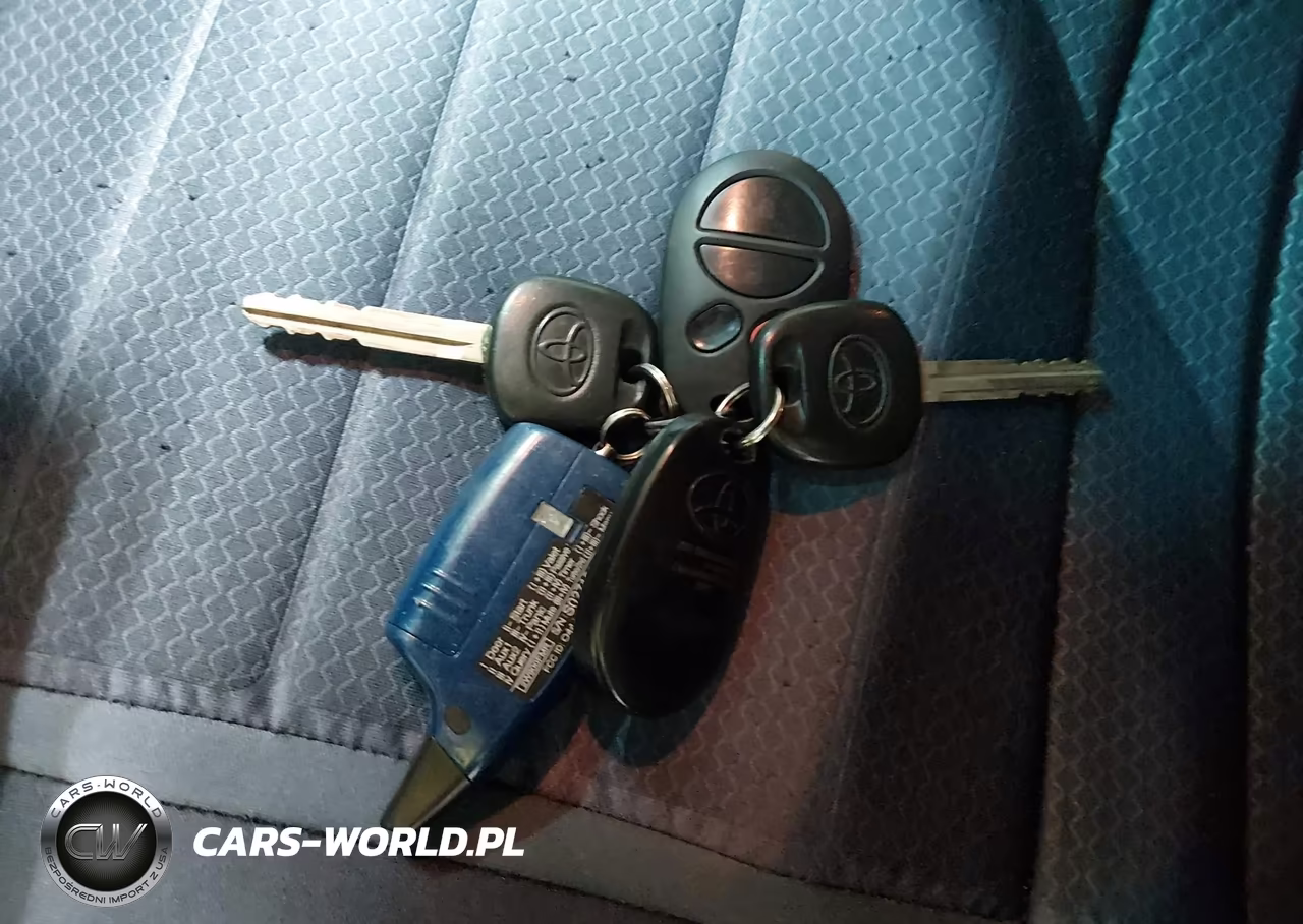 2008 Toyota Sienna Le VIN:5TDZK23C28S166063 - 11