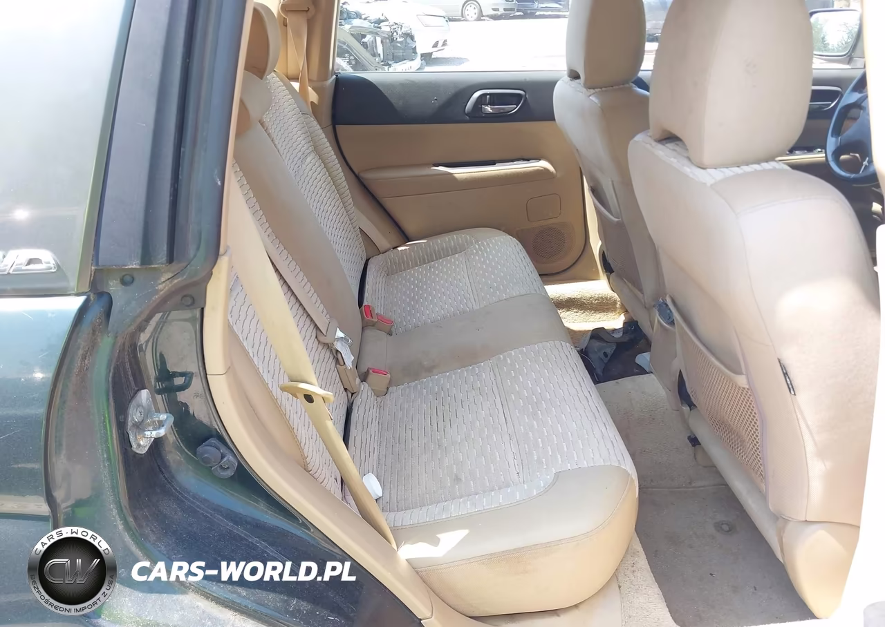 2004 Subaru Forester 2.5Xs VIN:JF1SG65654G738125 - 8