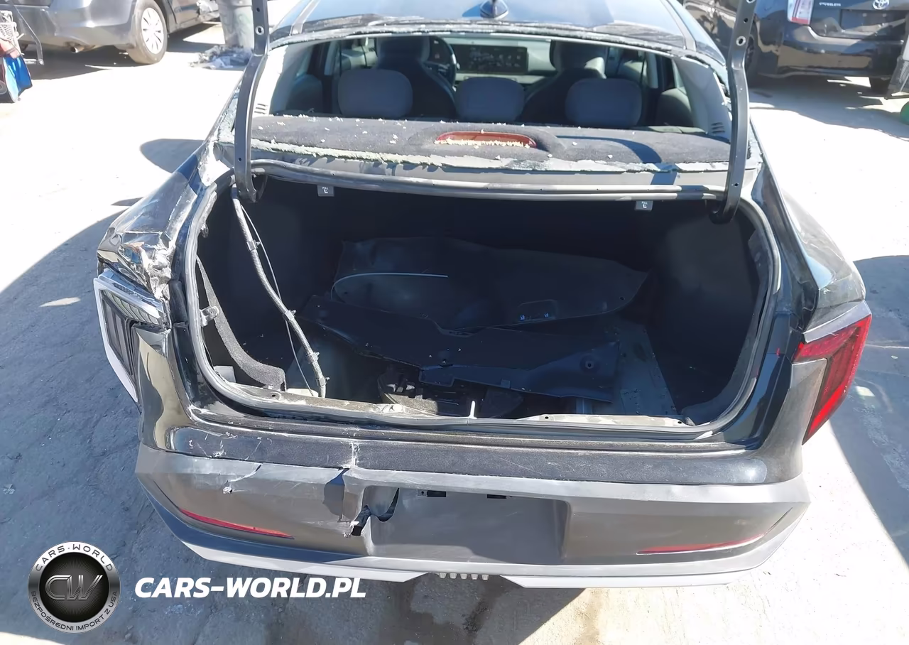 2025 Kia K4 Lxs VIN:3KPFT4DEXSE051479 - 17