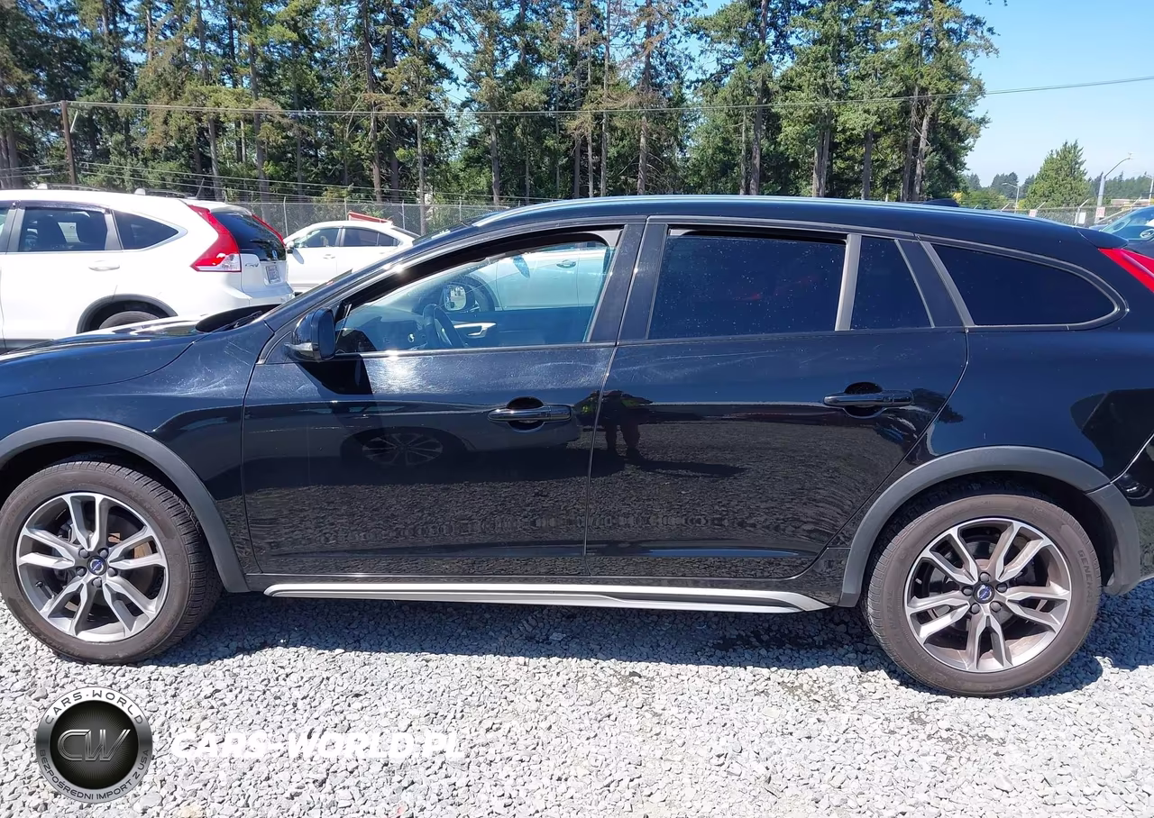 2018 Volvo V60 Cross Country T5 VIN:YV440MWK1J2057893 - 15