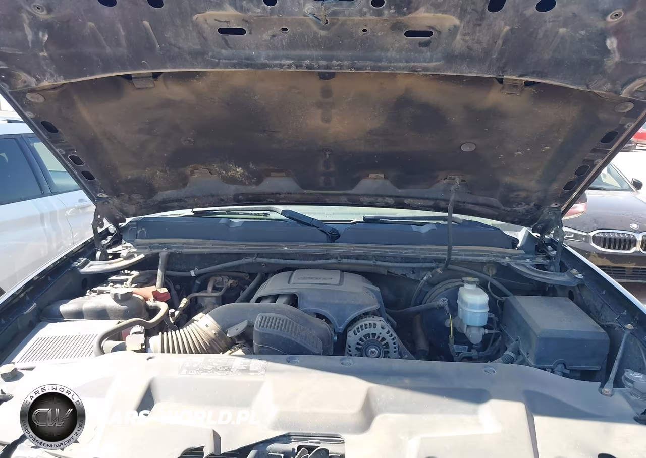 2010 GMC Sierra K1500 Denali VIN:3GTRKXE29AG189166 - 10