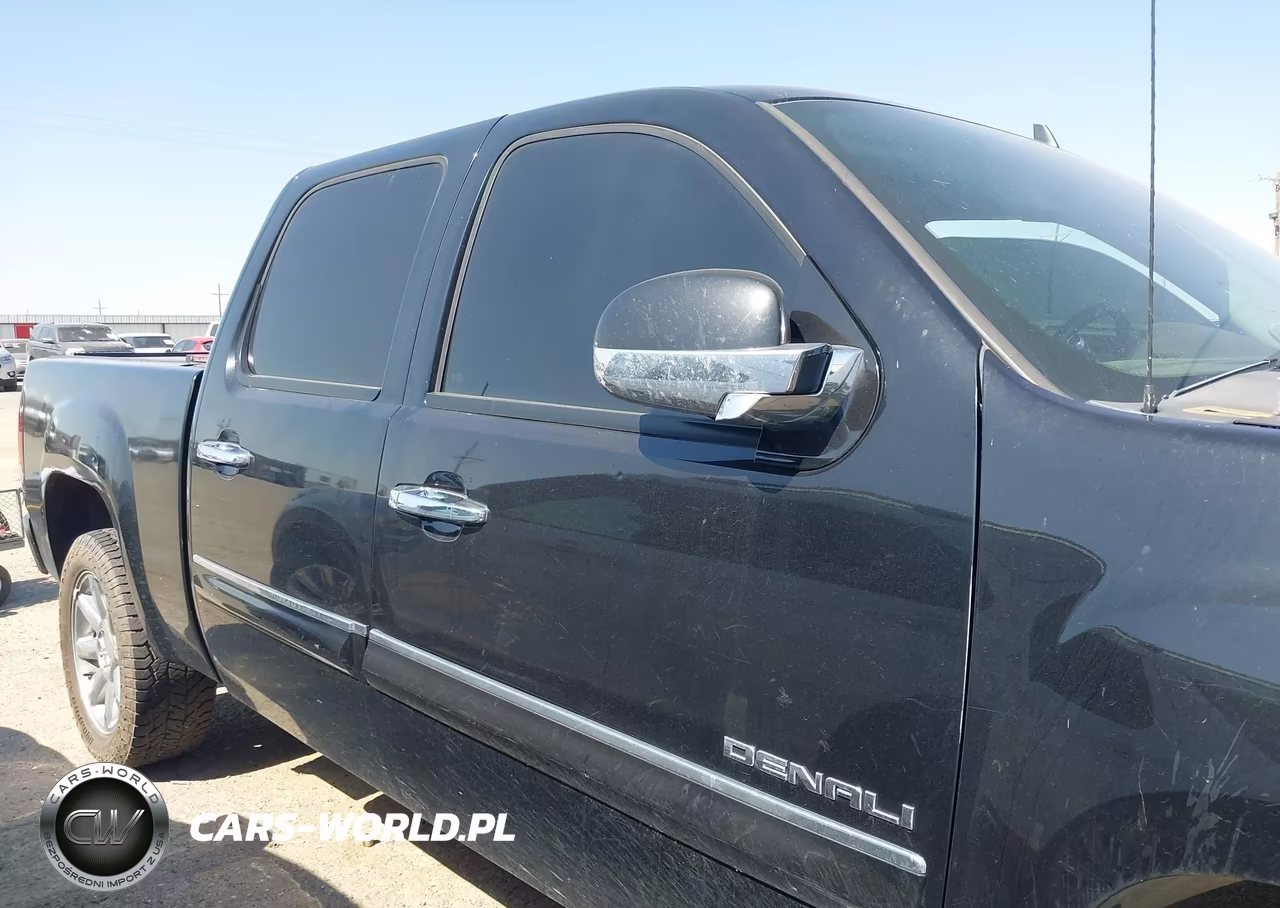 2010 GMC Sierra K1500 Denali VIN:3GTRKXE29AG189166 - 14