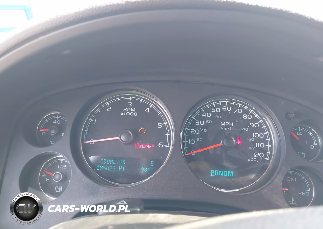 2010 GMC Sierra K1500 Denali VIN:3GTRKXE29AG189166 - 7