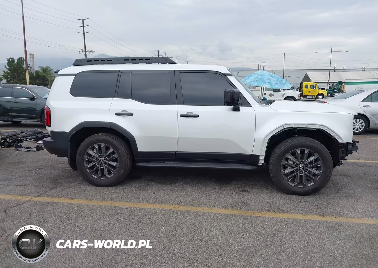 2025 Toyota Land Cruiser VIN:JTEABFAJ0S5012823 - 14