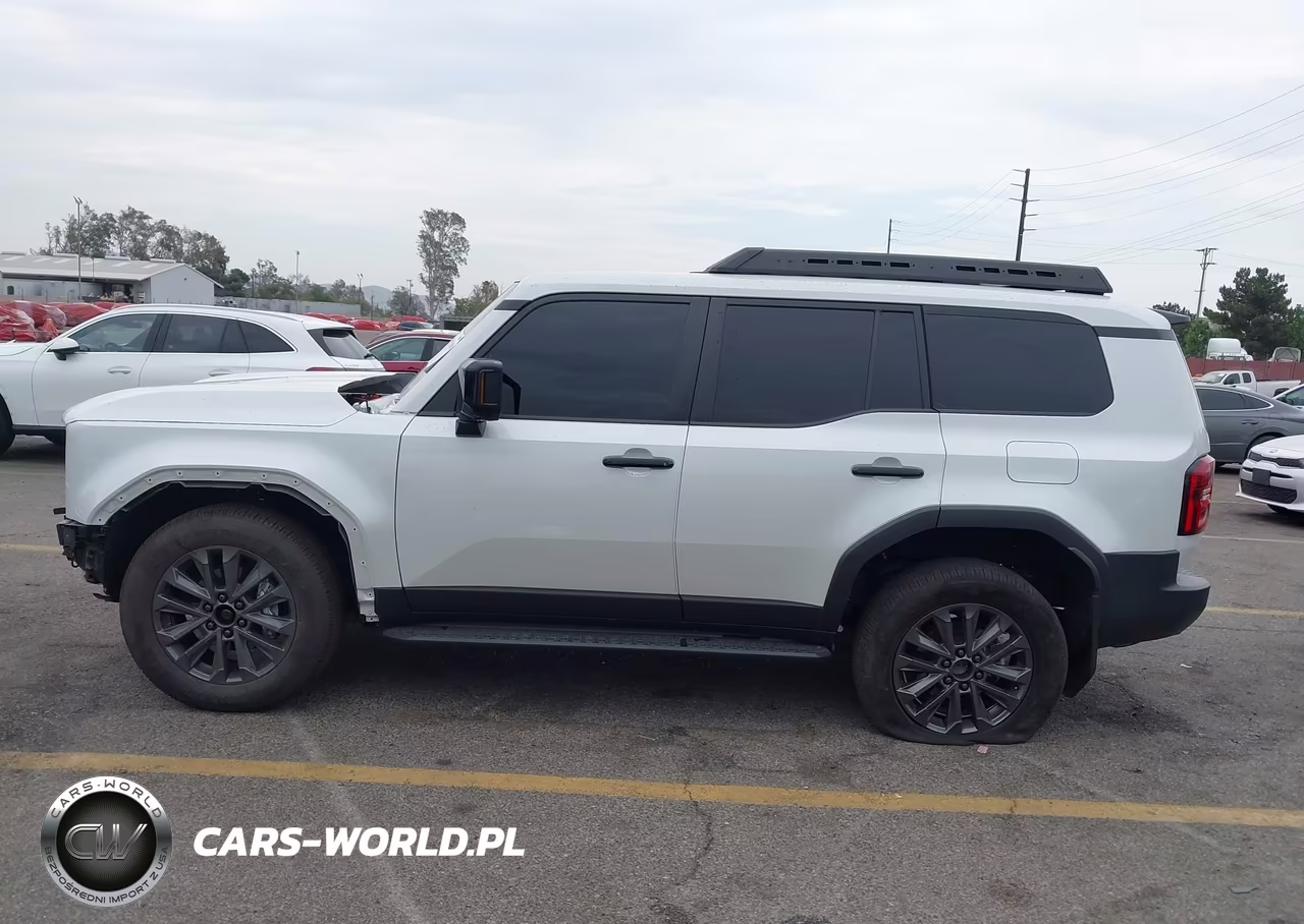 2025 Toyota Land Cruiser VIN:JTEABFAJ0S5012823 - 15