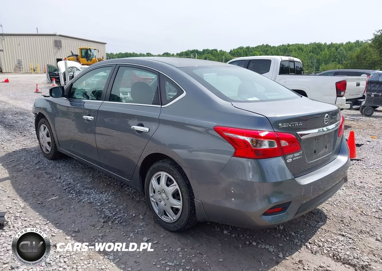 2017 Nissan Sentra S VIN:3N1AB7AP7HY388027 - 3