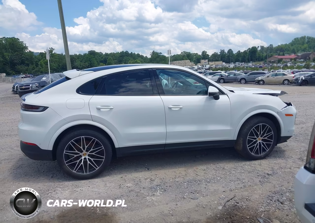 2024 Porsche Cayenne Coupe VIN:WP1BA2AY1RDA56488 - 13