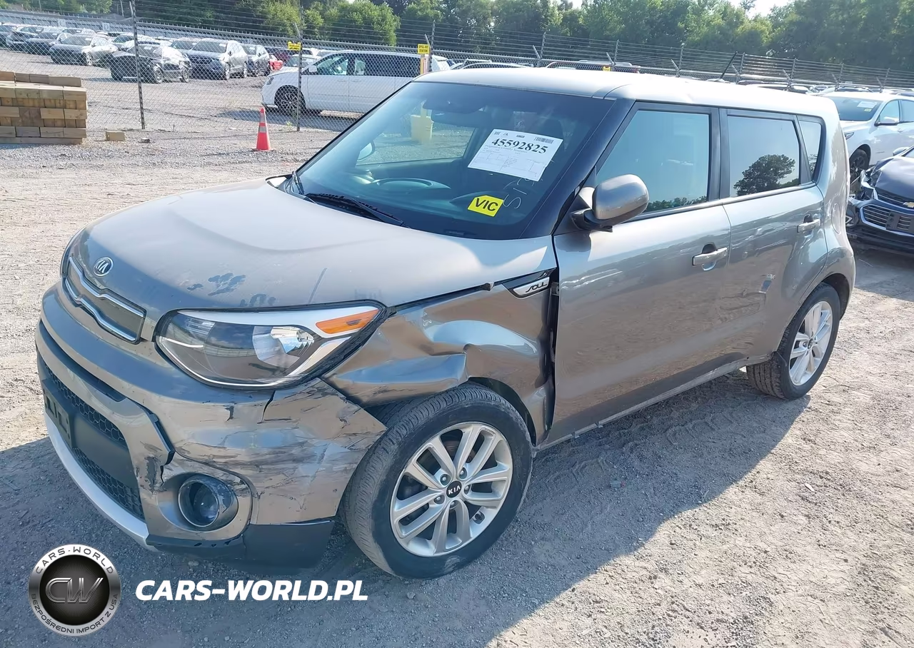 2018 Kia Soul + VIN:KNDJP3A5XJ7549709 - 2