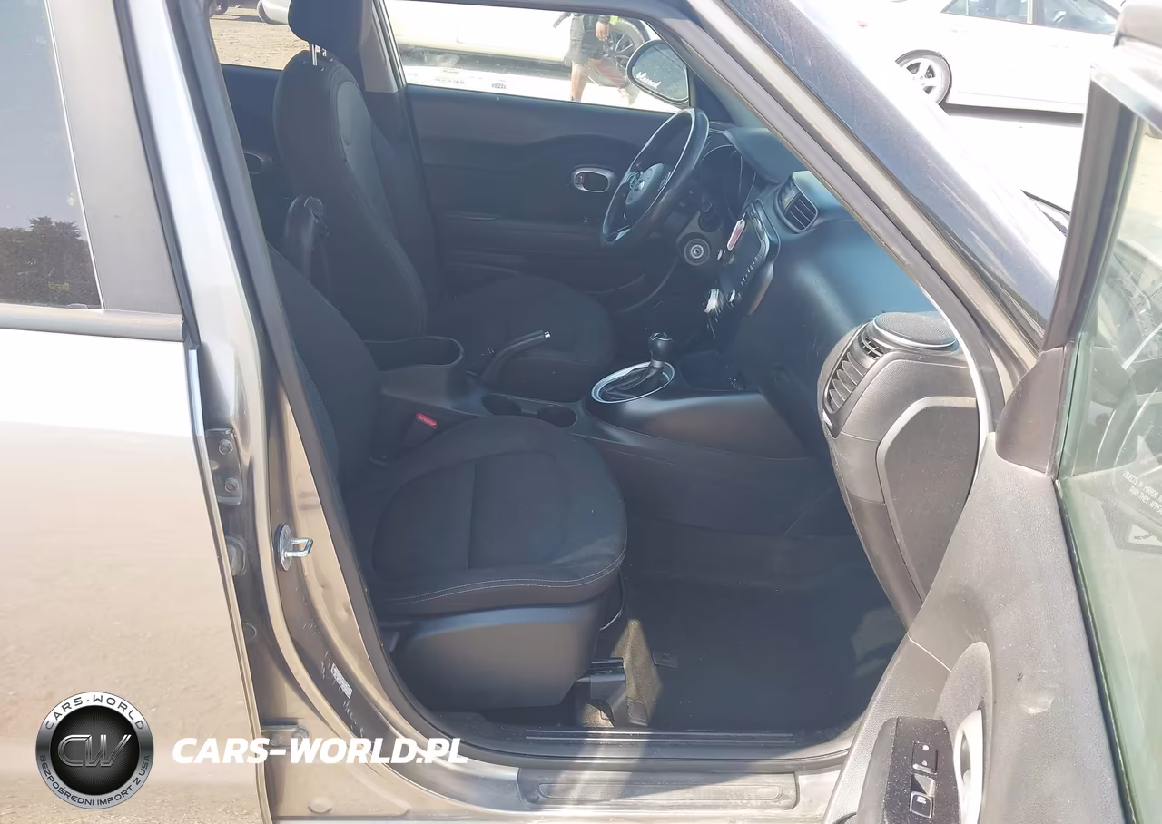 2018 Kia Soul + VIN:KNDJP3A5XJ7549709 - 5