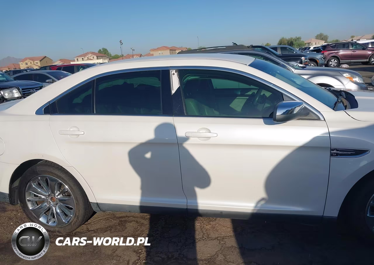 2010 Ford Taurus Limited VIN:1FAHP2FW5AG136418 - 13