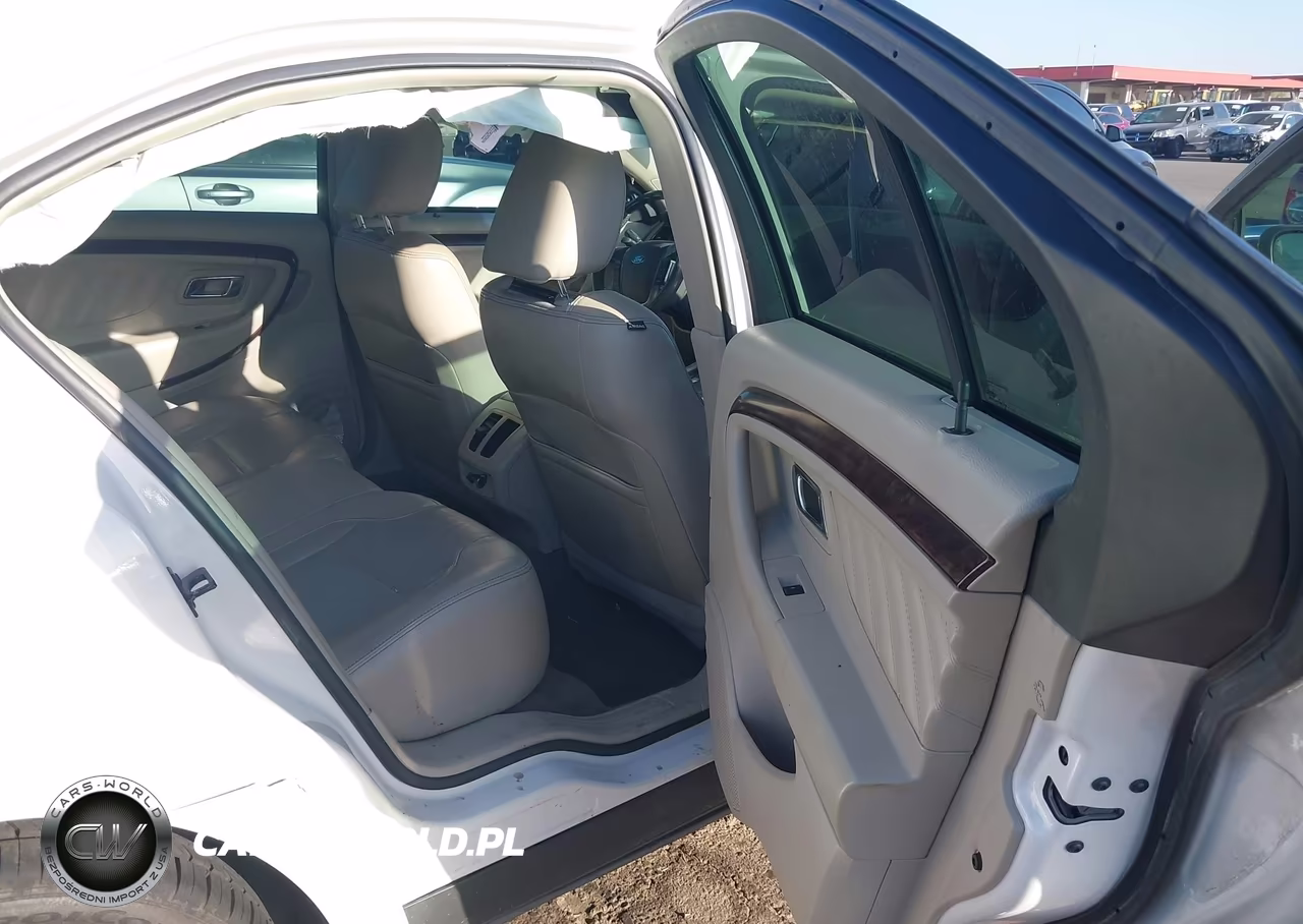 2010 Ford Taurus Limited VIN:1FAHP2FW5AG136418 - 8