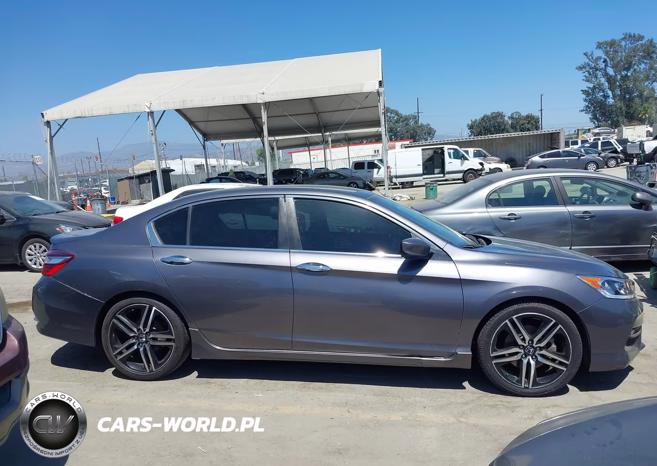 2016 Honda Accord Sport VIN:1HGCR2F58GA171733 - 13