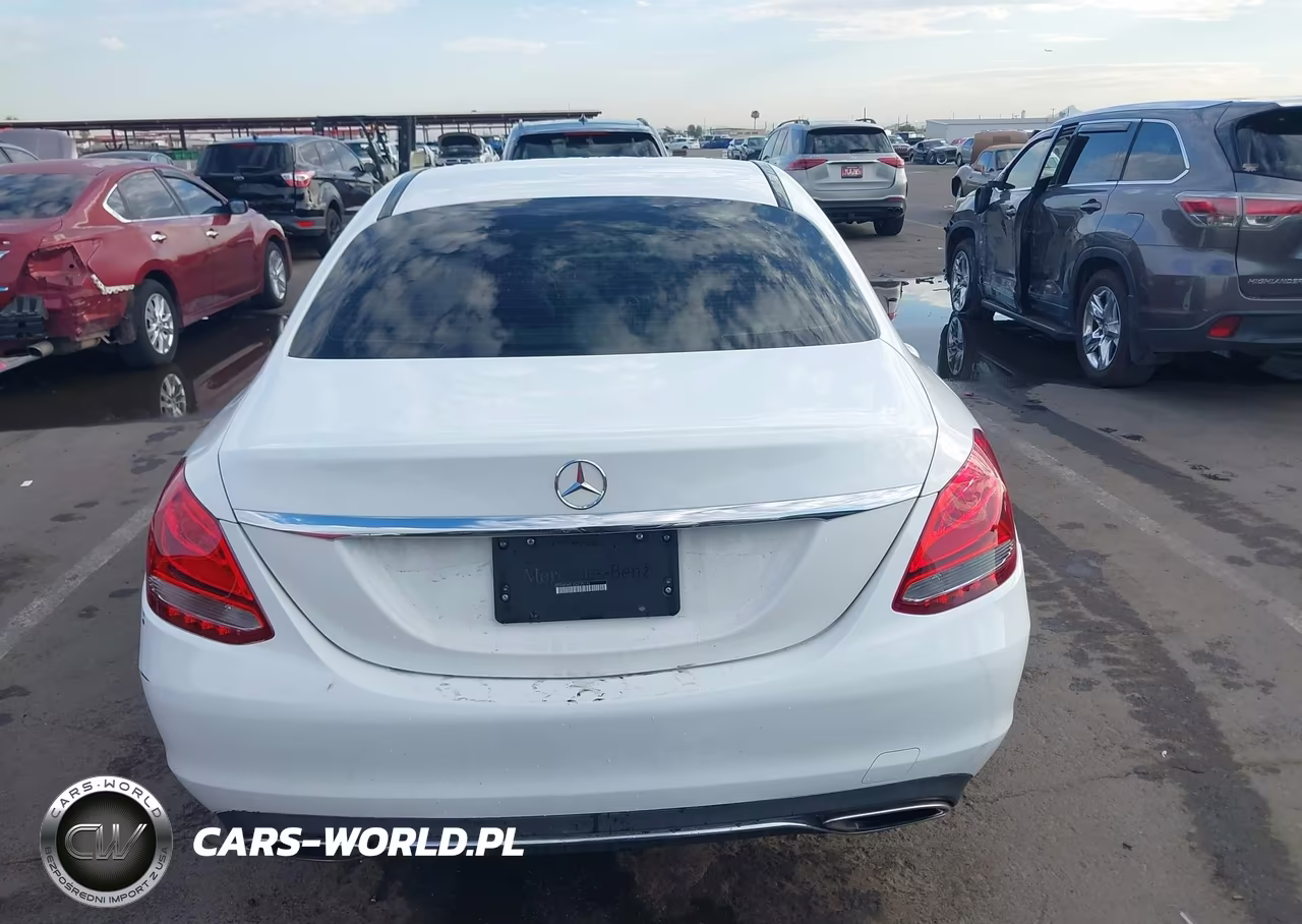 2016 Mercedes-Benz C 300 4Matic VIN:55SWF4KB3GU135174 - 16
