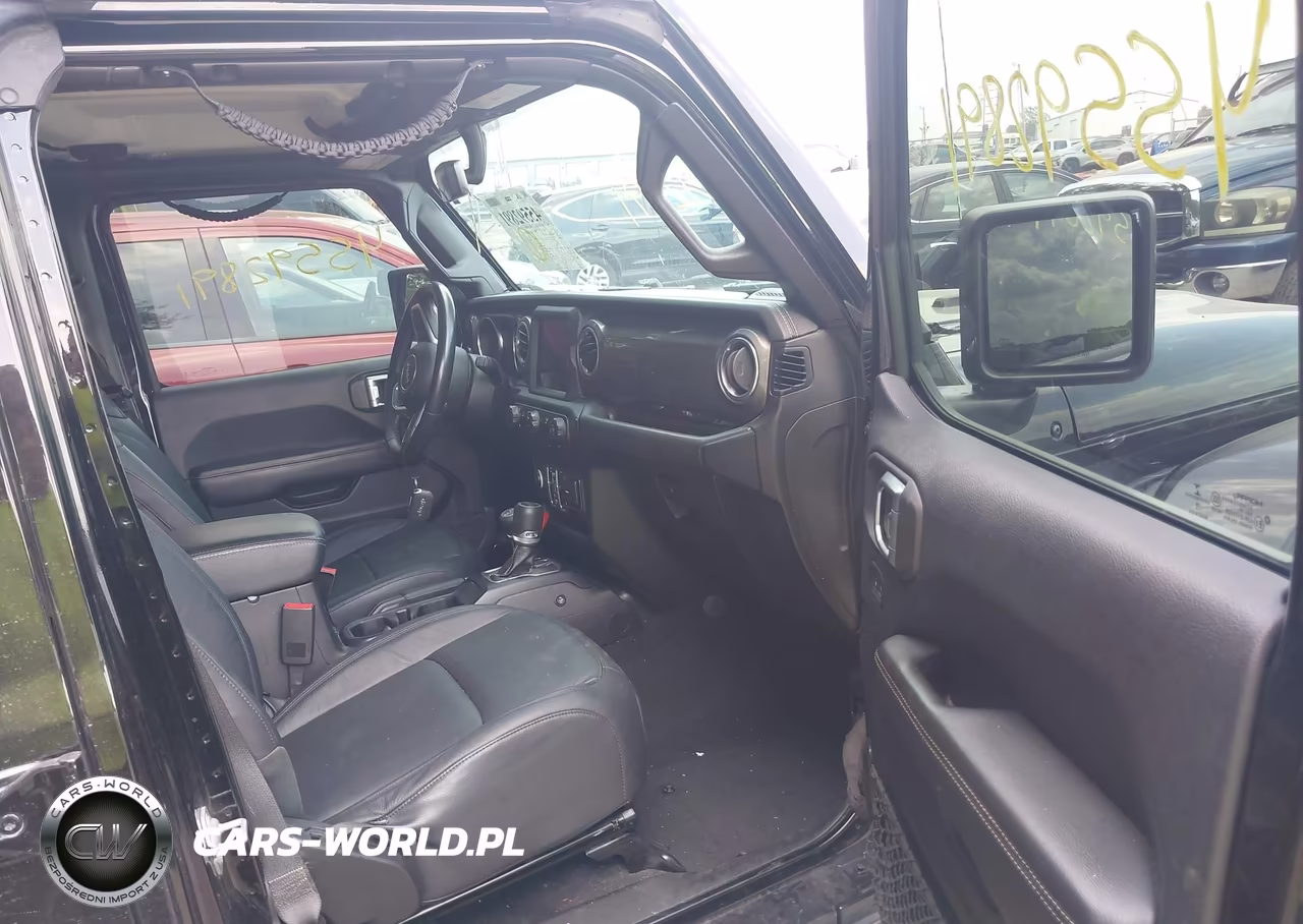 2019 Jeep Wrangler Unlimited Sahara VIN:1C4HJXEG2KW589101 - 5