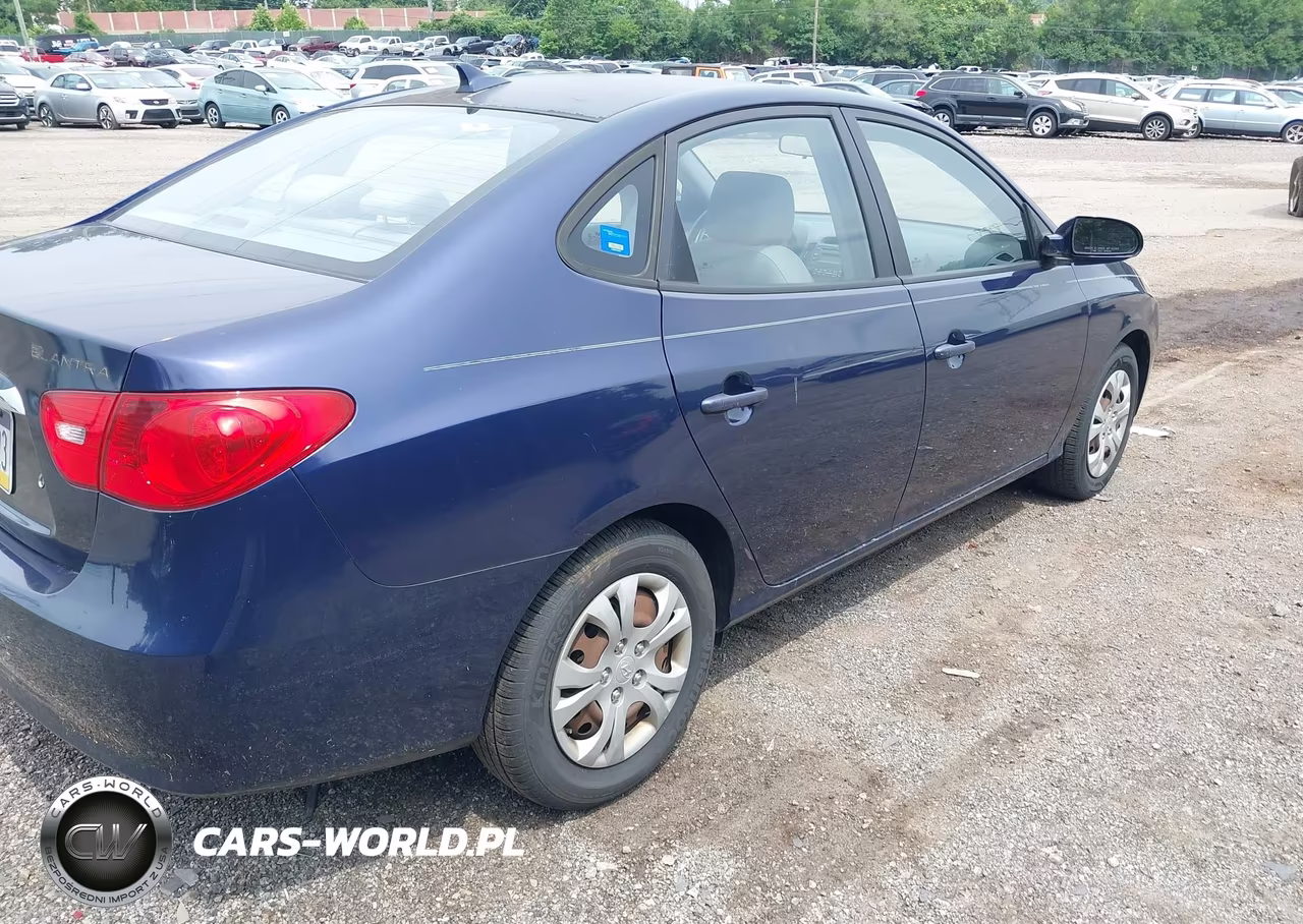2010 Hyundai Elantra Gls VIN:KMHDU4AD2AU195930 - 4