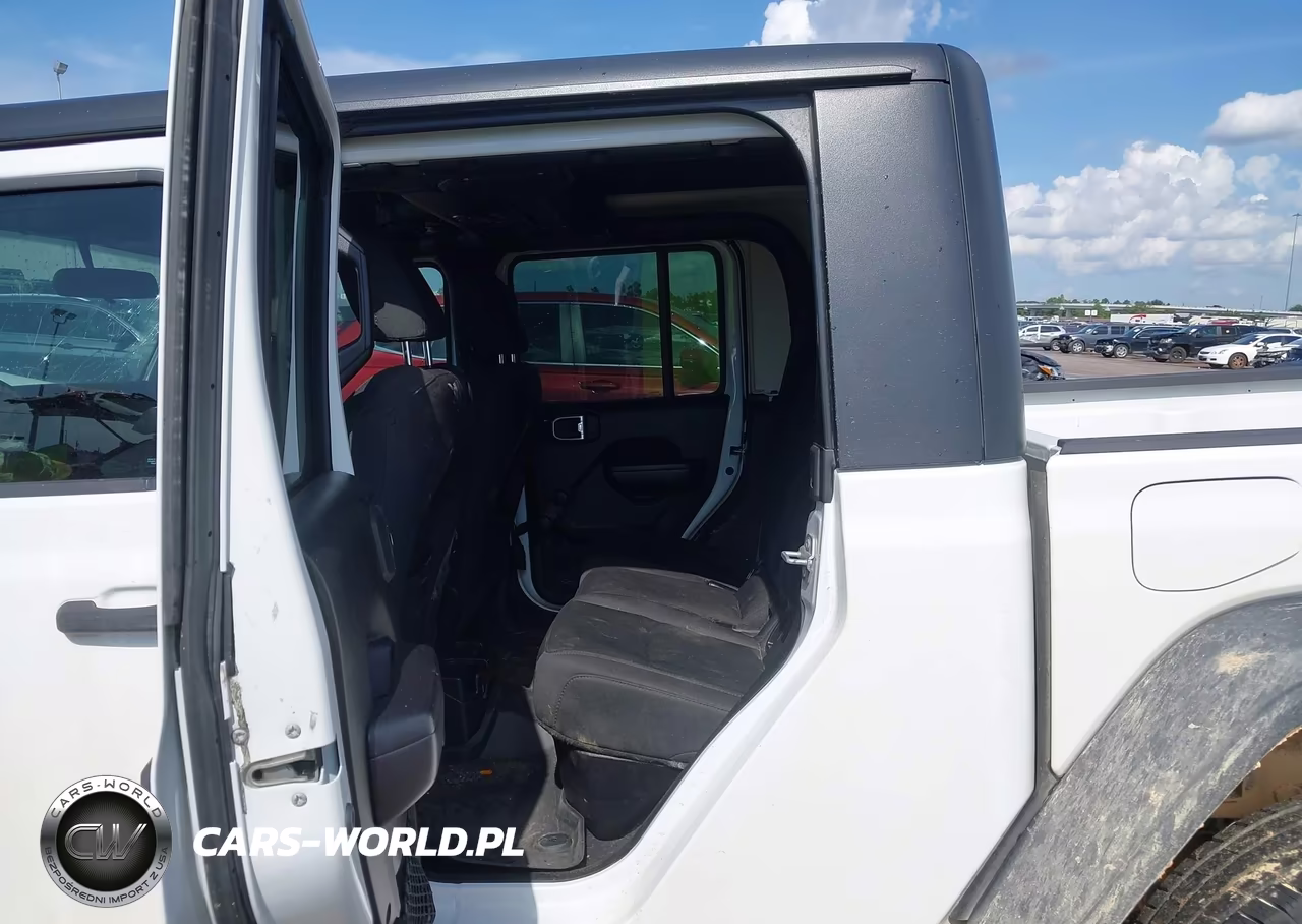 2021 Jeep Gladiator Sport 4X4 VIN:1C6HJTAG0ML537590 - 8