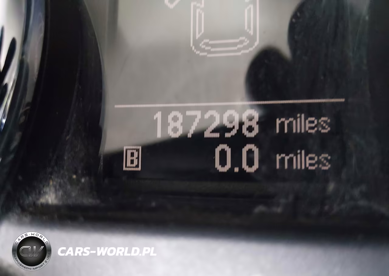 2015 Nissan Rogue Select S VIN:JN8AS5MT2FW664830 - 15