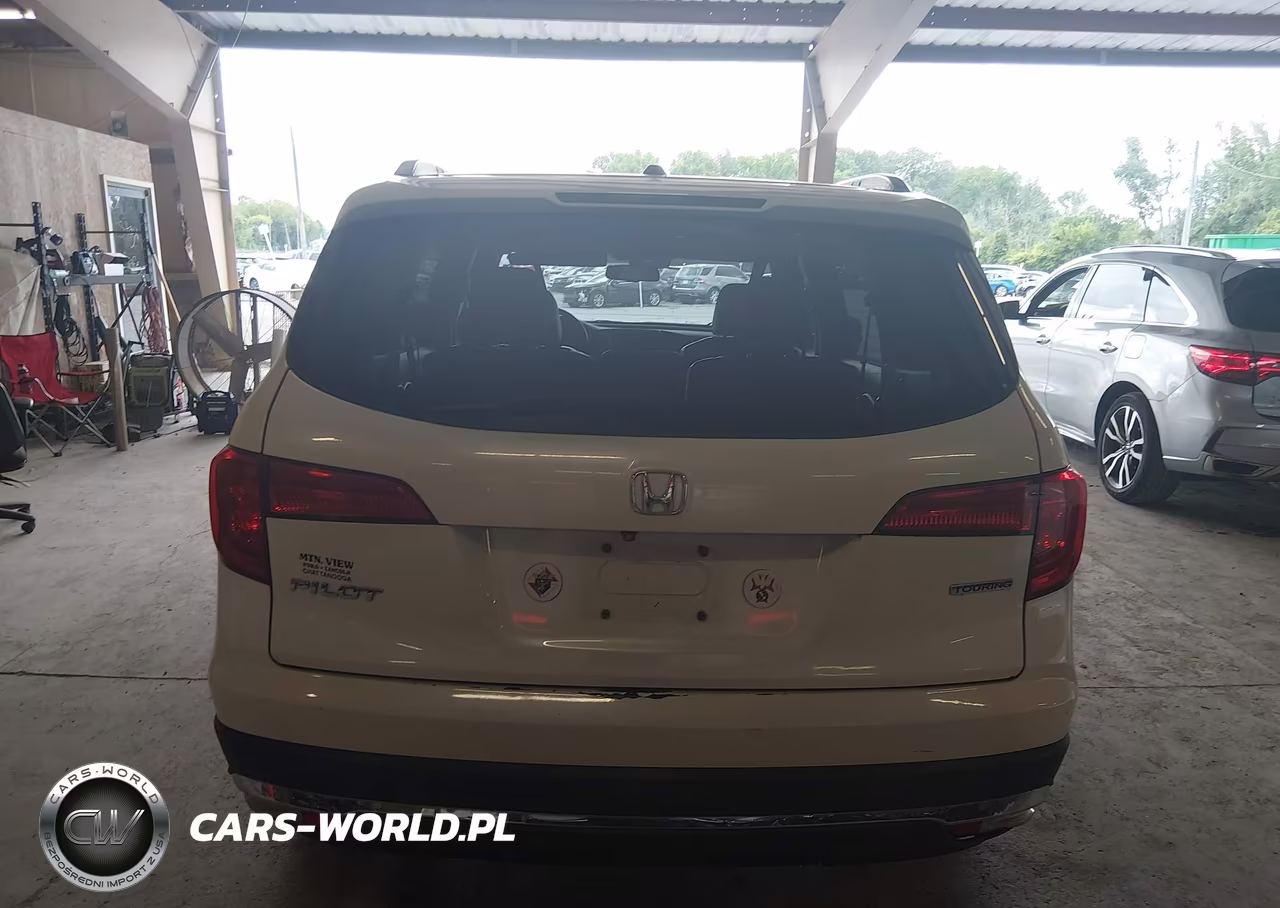 2016 Honda Pilot Touring VIN:5FNYF5H95GB001349 - 16