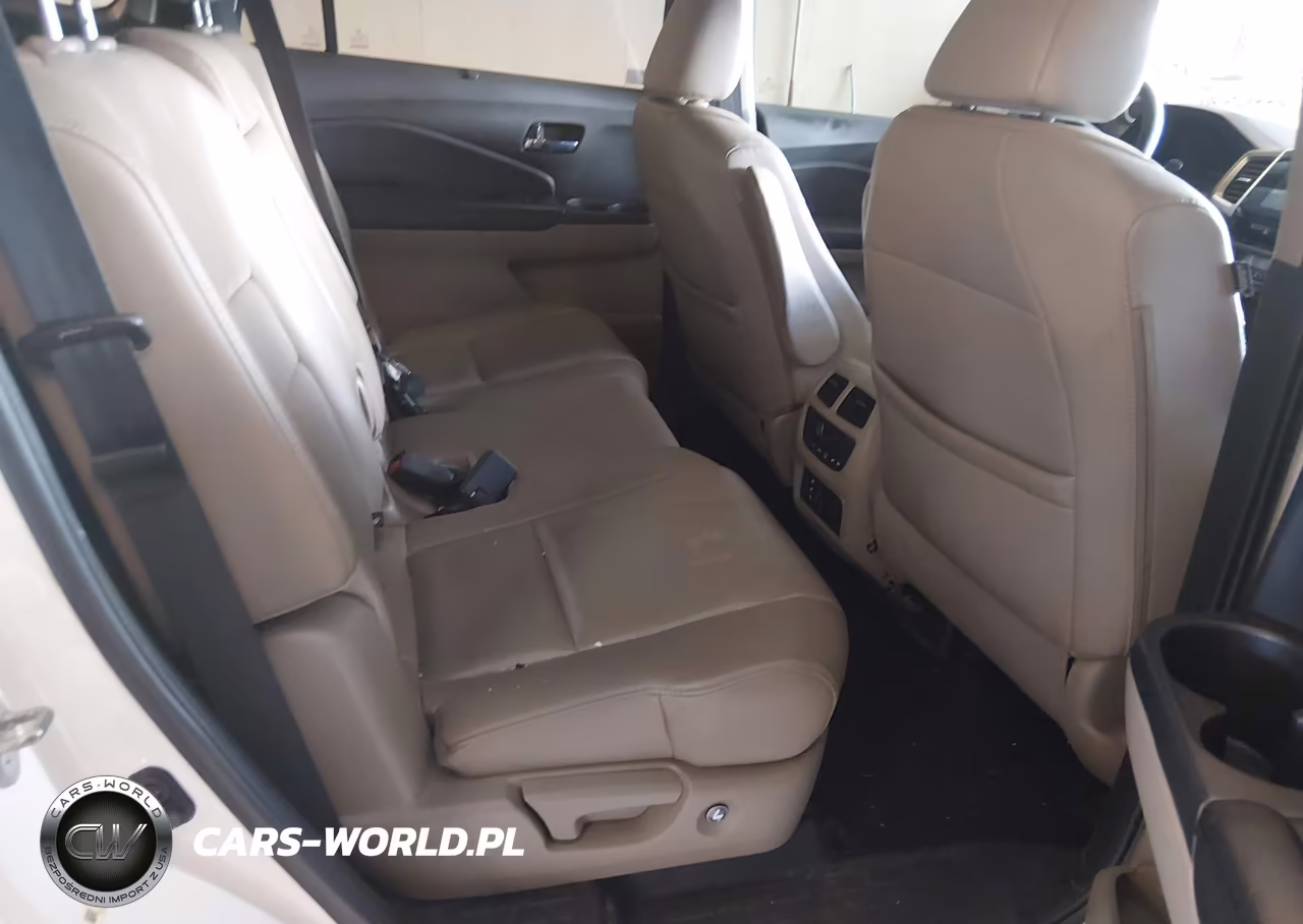 2016 Honda Pilot Touring VIN:5FNYF5H95GB001349 - 8
