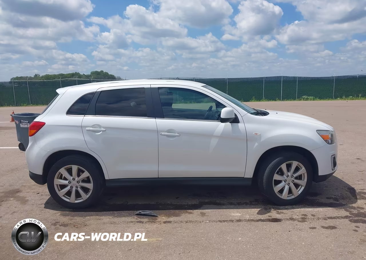 2015 Mitsubishi Outlander Sport Se VIN:4A4AR4AU4FE016192 - 13