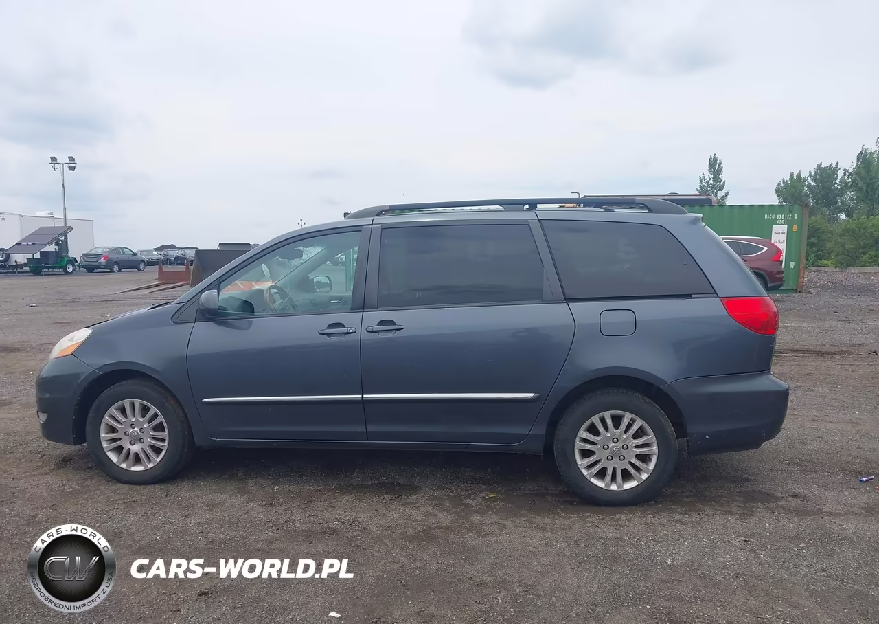 2010 Toyota Sienna Limited VIN:5TDDK4CC1AS030373 - 14