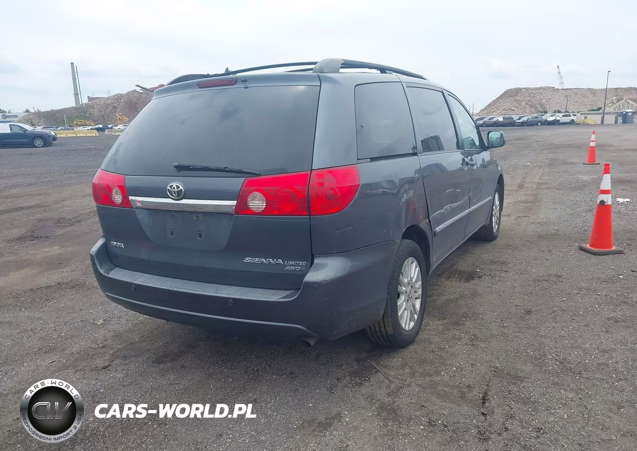 2010 Toyota Sienna Limited VIN:5TDDK4CC1AS030373 - 4