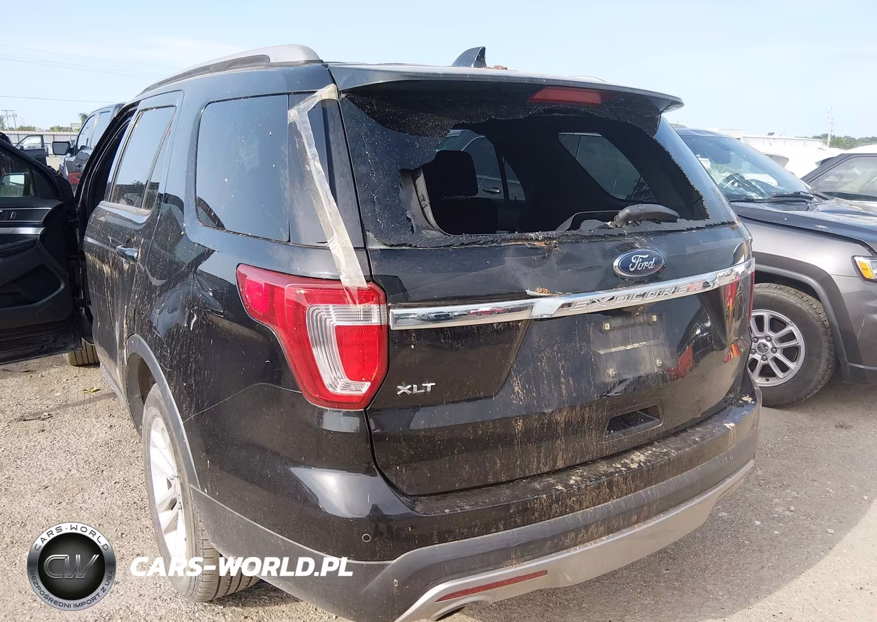 2017 Ford Explorer Xlt VIN:1FM5K7D88HGC13172 - 6