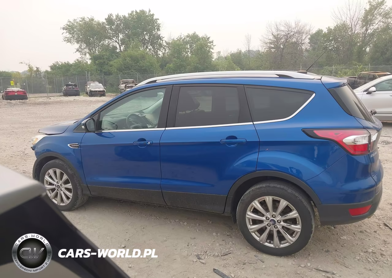 2017 Ford Escape Titanium VIN:1FMCU9JD8HUC93444 - 15