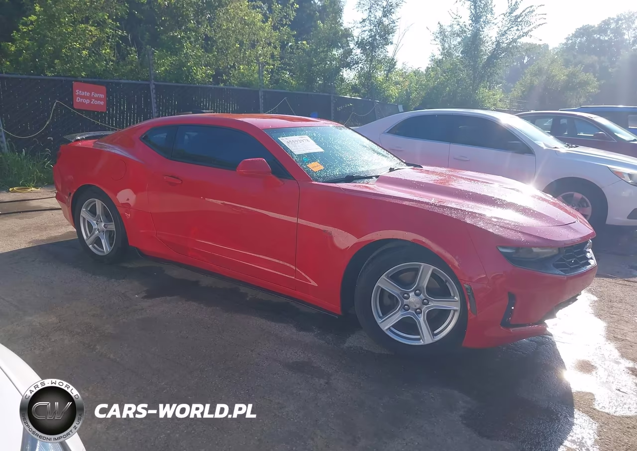 2019 Chevrolet Camaro 1Lt – zdjęcie 1 z 17