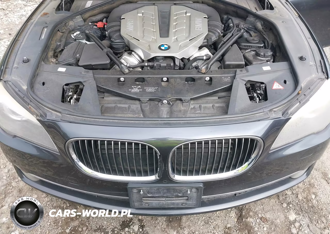 2009 BMW 750Li VIN:WBAKB83579CY60706 - 10