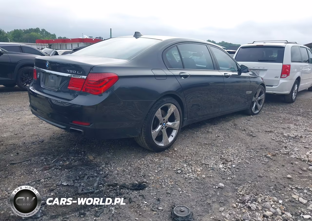 2009 BMW 750Li VIN:WBAKB83579CY60706 - 4