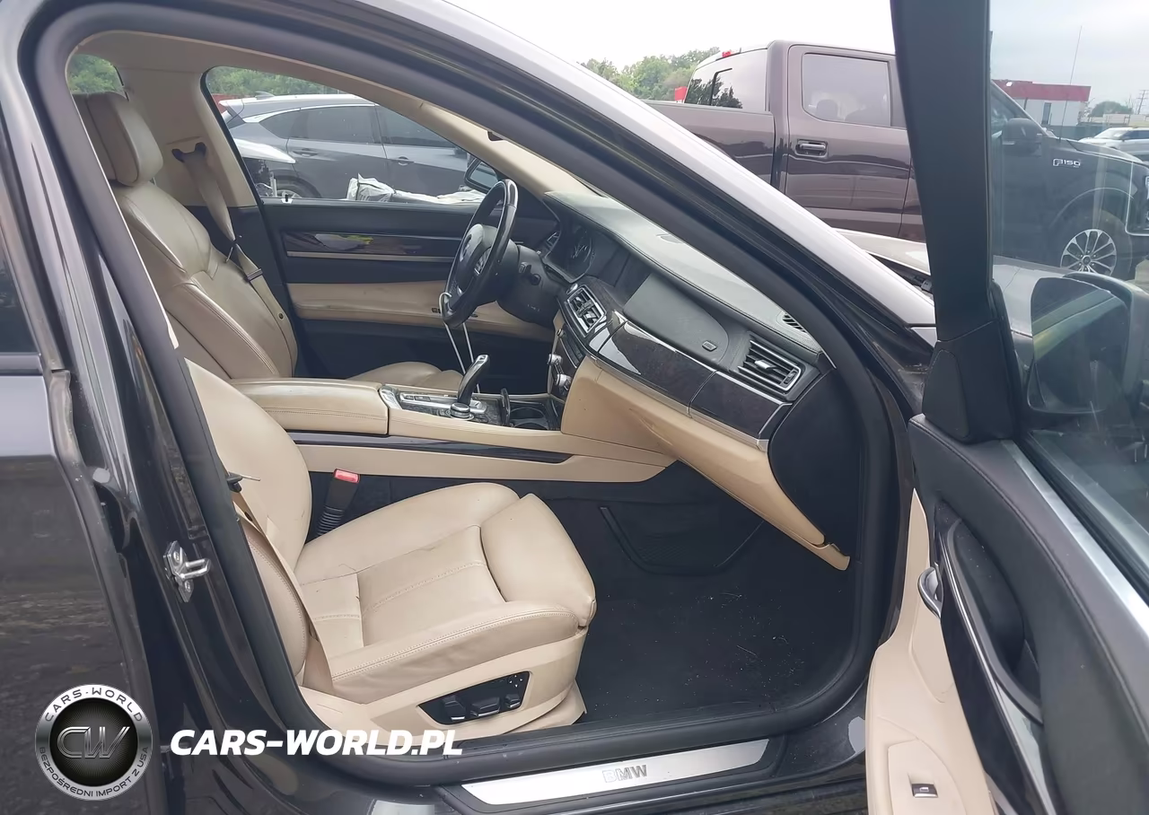 2009 BMW 750Li VIN:WBAKB83579CY60706 - 5