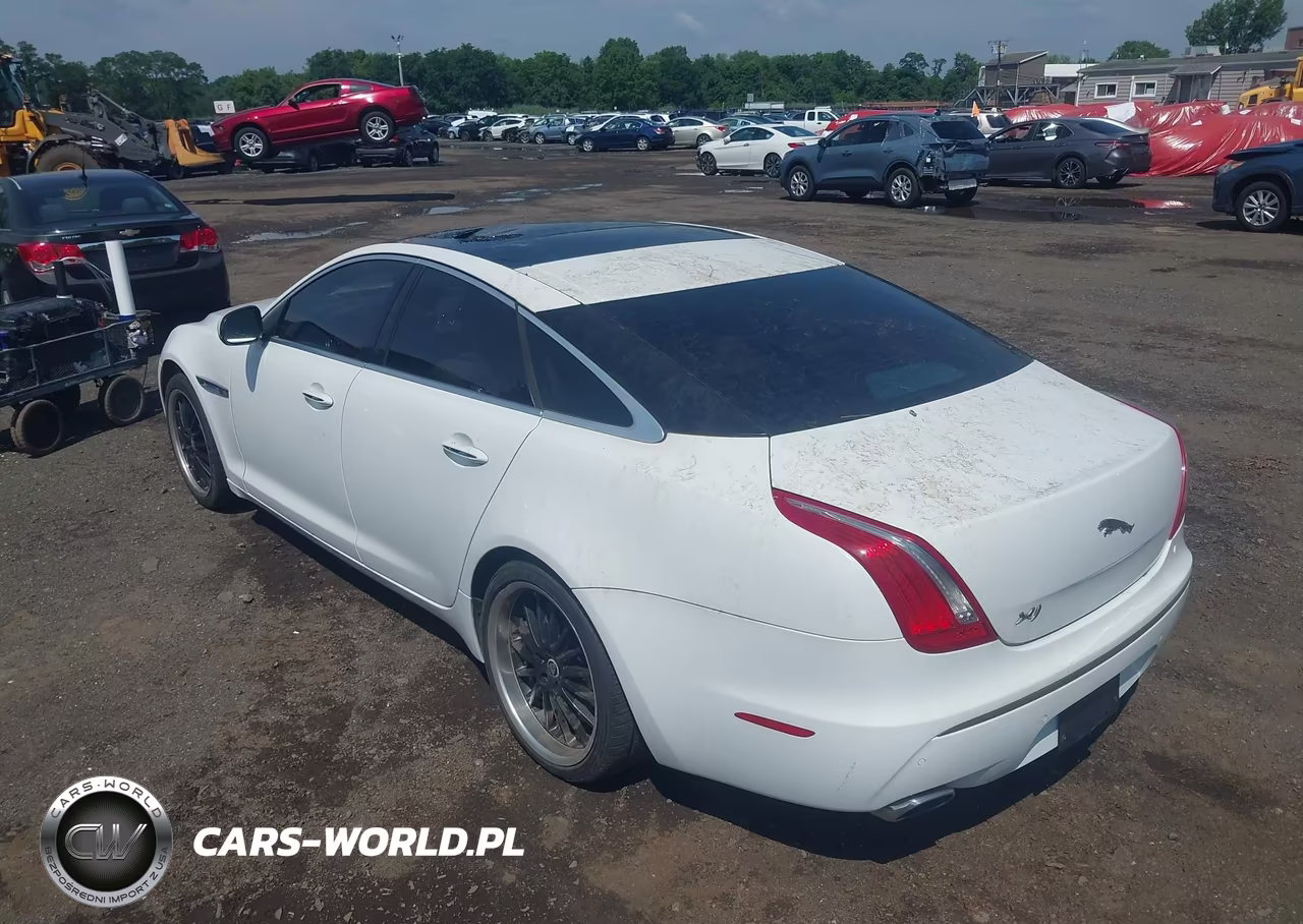 2011 Jaguar Xj Supercharged VIN:SAJWA1GEXBMV16992 - 6