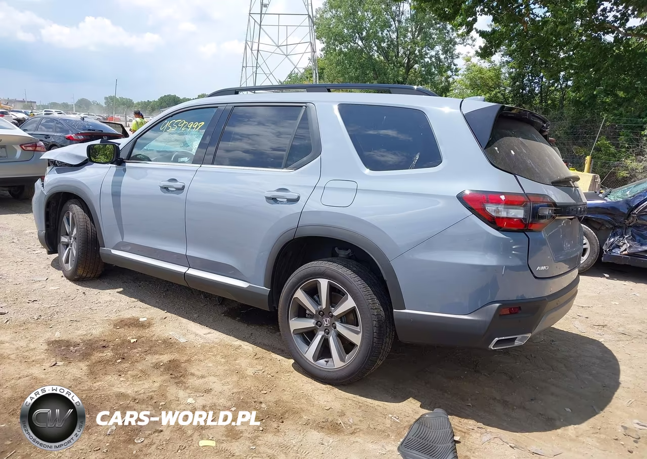 2025 Honda Pilot Touring VIN:5FNYG1H77SB171550 - 3