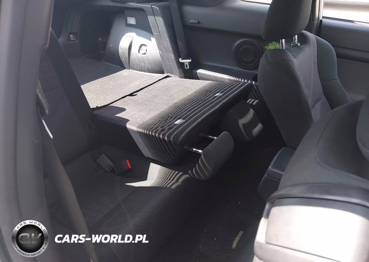 2011 Scion Tc VIN:JTKJF5C78B3013601 - 8