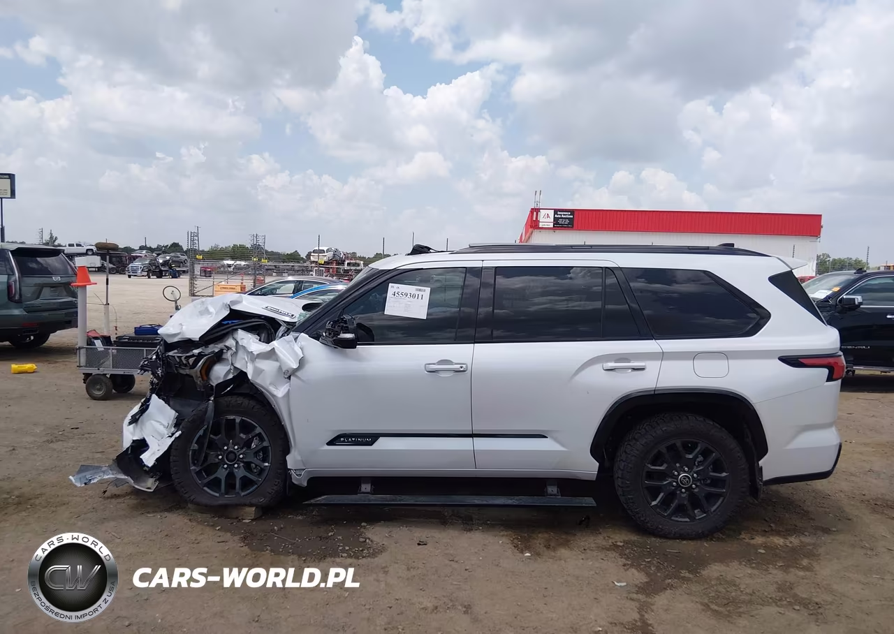 2023 Toyota Sequoia Platinum VIN:7SVAAABA4PX018280 - 14