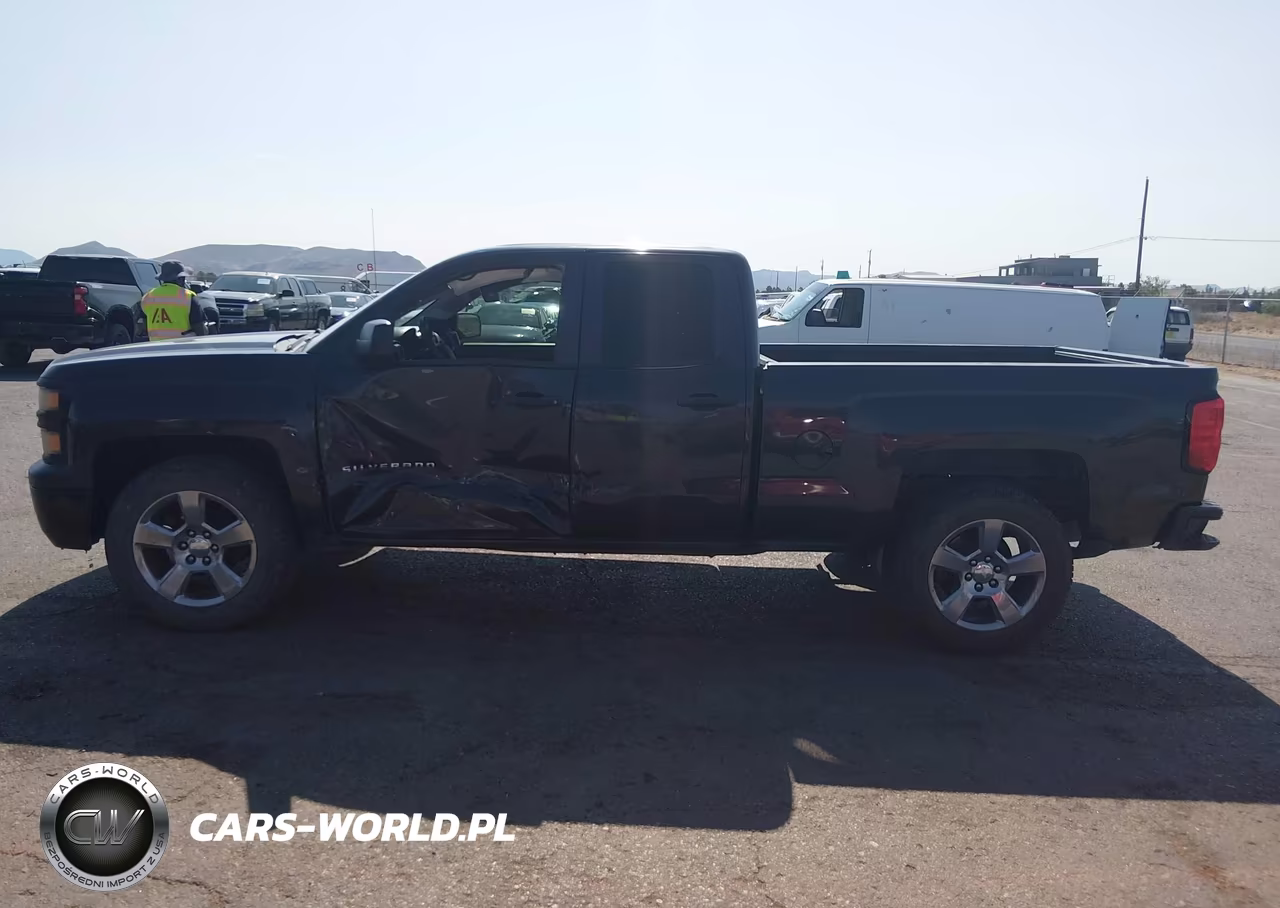 2015 Chevrolet Silverado 1500 Wt VIN:1GCRCPEH0FZ396053 - 14